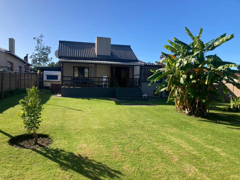 4 Bedroom Property for Sale in Denneoord Western Cape